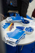 Информационные материалы и сувениры от ООО «Газпром недра» для посетителей выставки